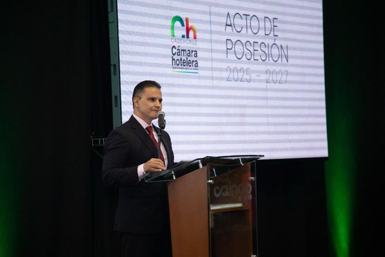Jorge Vaca Heredia: "El turismo es clave para superar la crisis y mejorar la calidad de vida de los bolivianos"