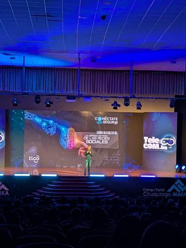 Tigo impulsa el uso responsable de la tecnología en la feria TELECOM.BO