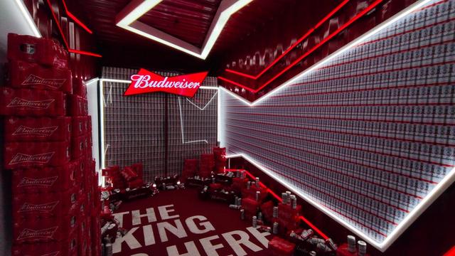 Llegan miles de latas de cerveza para Santa Cruz en la Expocruz 2025