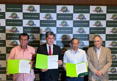 Banco Ganadero y FEXPO Beni firman un convenio para impulsar el desarrollo productivo y ganadero del Beni