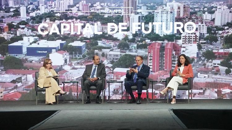 BCP PLANTEA ABRIR LA BANCA AL FINANCIAMIENTO  INTERNACIONAL Y FORTALECER LA INCLUSIÓN DIGITAL