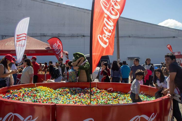 Cada tapita suma: la campaña que convierte reciclaje en medicamentos para niños con cáncer