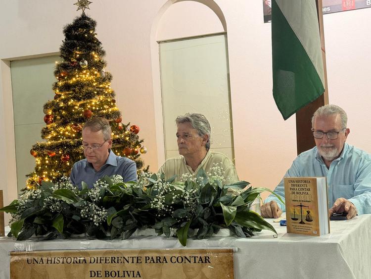 Bolivia frente al espejo: El libro que desnuda dos siglos de poder, repite lo que callamos y exige romper el ciclo