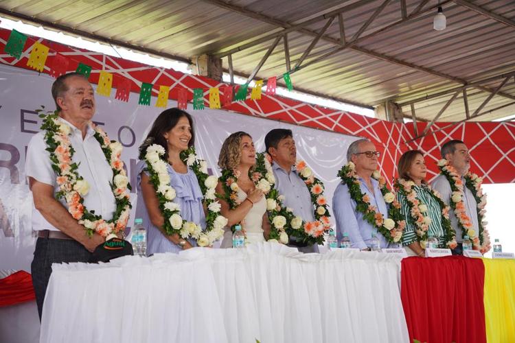 Imagen de portada: Presidente de CEAL Internacional destaca a Bolivia como referente de cooperación empresarial para transformar la educación