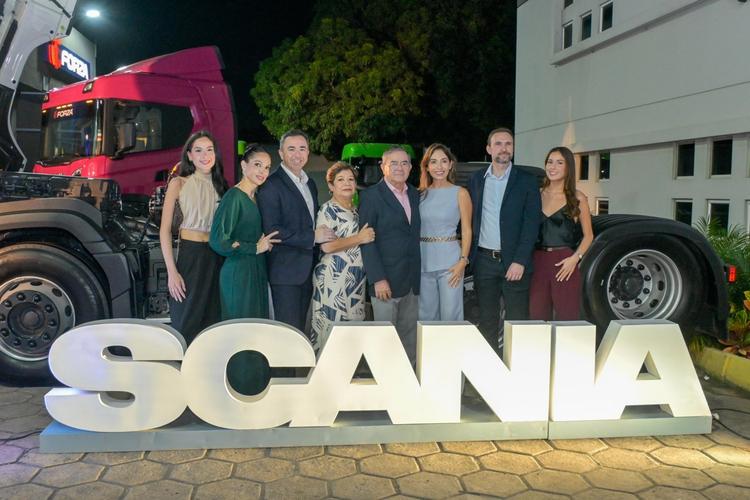 Imagen de portada: De la mano de Forza S.A., Scania Súper llegó a Bolivia para impulsar el futuro del transporte pesado