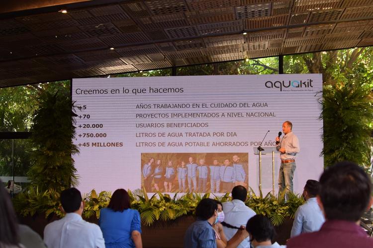 Imagen de portada: Aquakit: la startup boliviana que hoy ayuda a  ahorrar agua en Riberalta