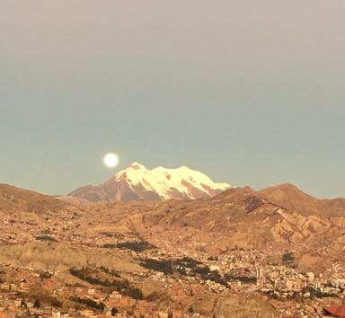 Historia: Los cercos de Nuestra Señora de La Paz