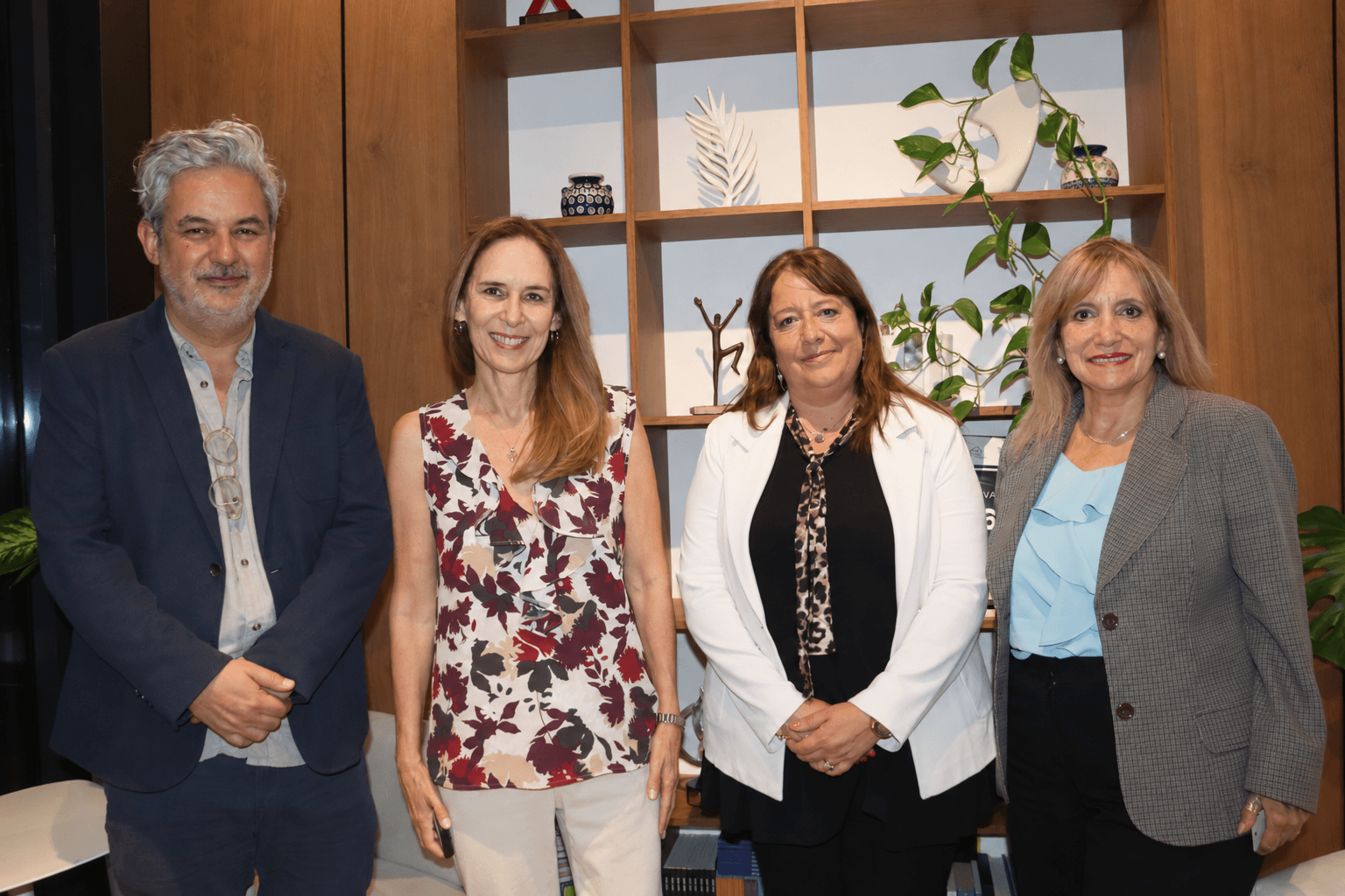 Italia y Bolivia exploran nuevas conexiones