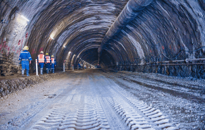 Construcción del tramo de “El Sillar” tiene 60% de avance