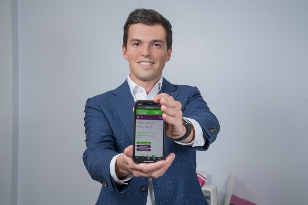 Labbi, el primer marketplace de laboratorios y farmacias, inicia sus operaciones en Bolivia