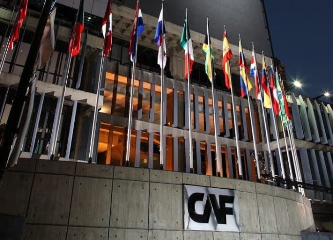 S&amp;P mejora Calificación de riesgo de CAF