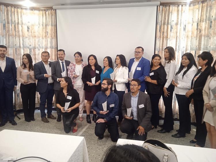 Ceremonia de Reconocimientos: Programa de Negocios Competitivos GRI 2023 y Best  Practice