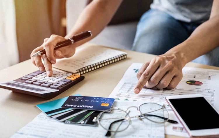 Cinco consejos prácticos para administrar las finanzas en 2021