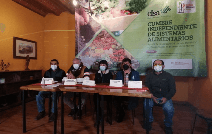 Alrededor de 40 organizaciones