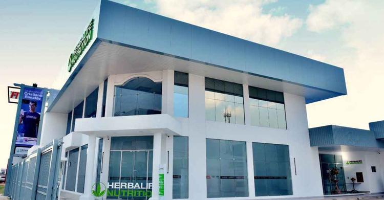 Nutrición Herbalife inaugura moderno edificio
