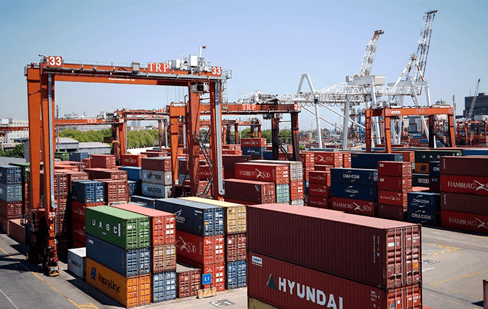 SE RECUPERA EL COMERCIO EXTERIOR