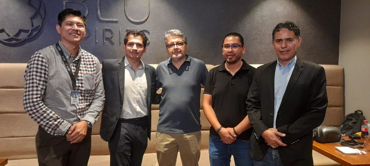 DATEC impulsa la innovación tecnológica en jóvenes universitarios apoyando el Hackathon Camballey