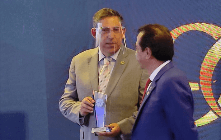 Celebra 90 aniversario