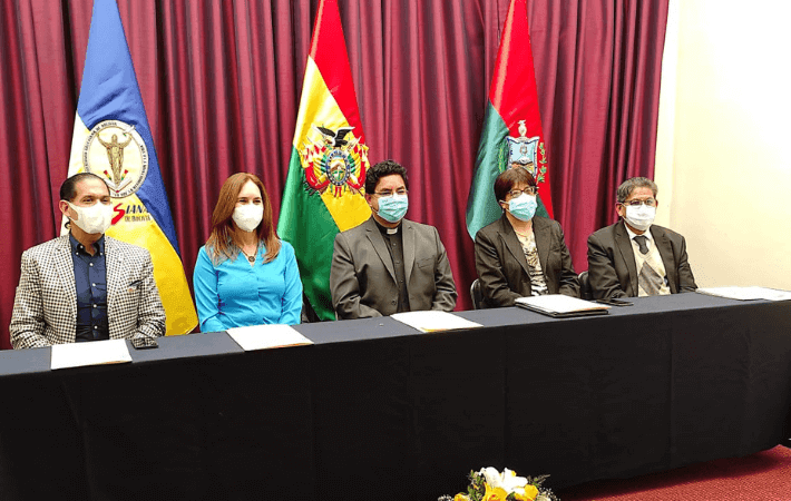 Nueva Economía, Universidad Salesiana y Nacional Seguros