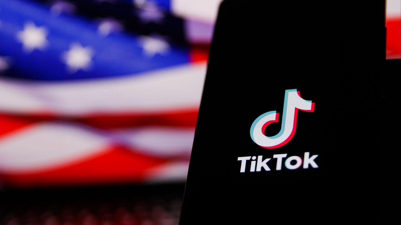 Trump plantea rebajar los aranceles a China si Pekín aprueba la venta de TikTok