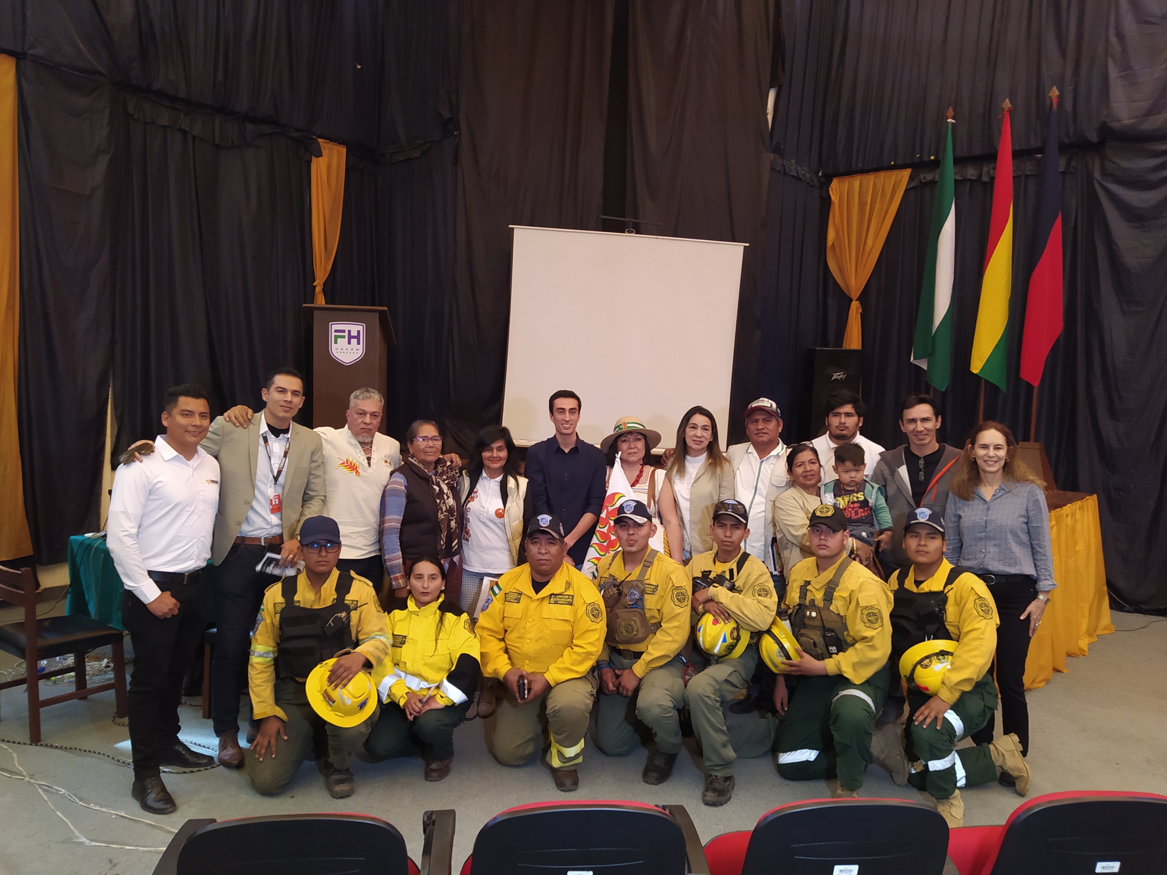 1er Foro Científico Académico para la Prevención de Incendios Forestales presentado por el proyecto Precámbrico