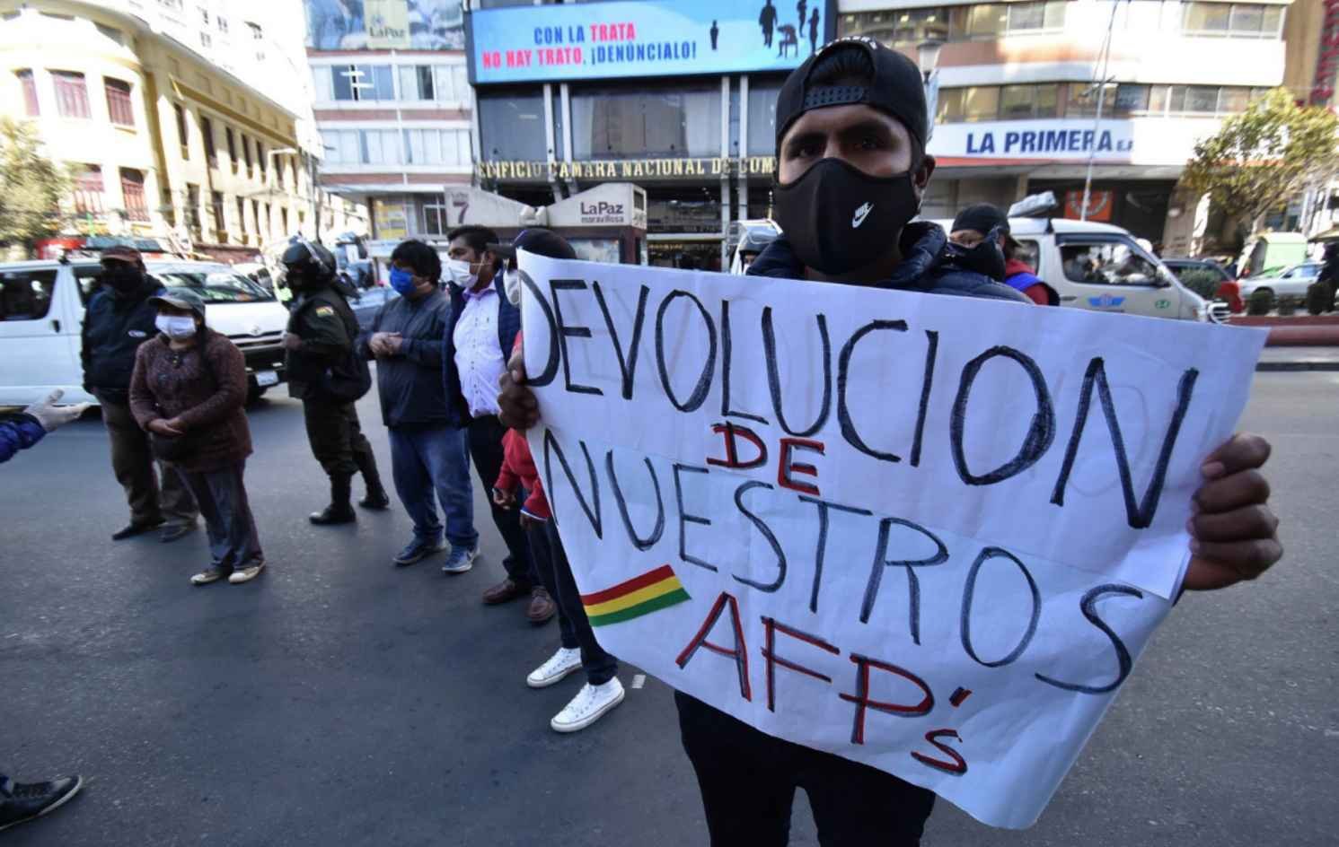 Empresarios preocupados por efectos negativos de la devolución de aportes