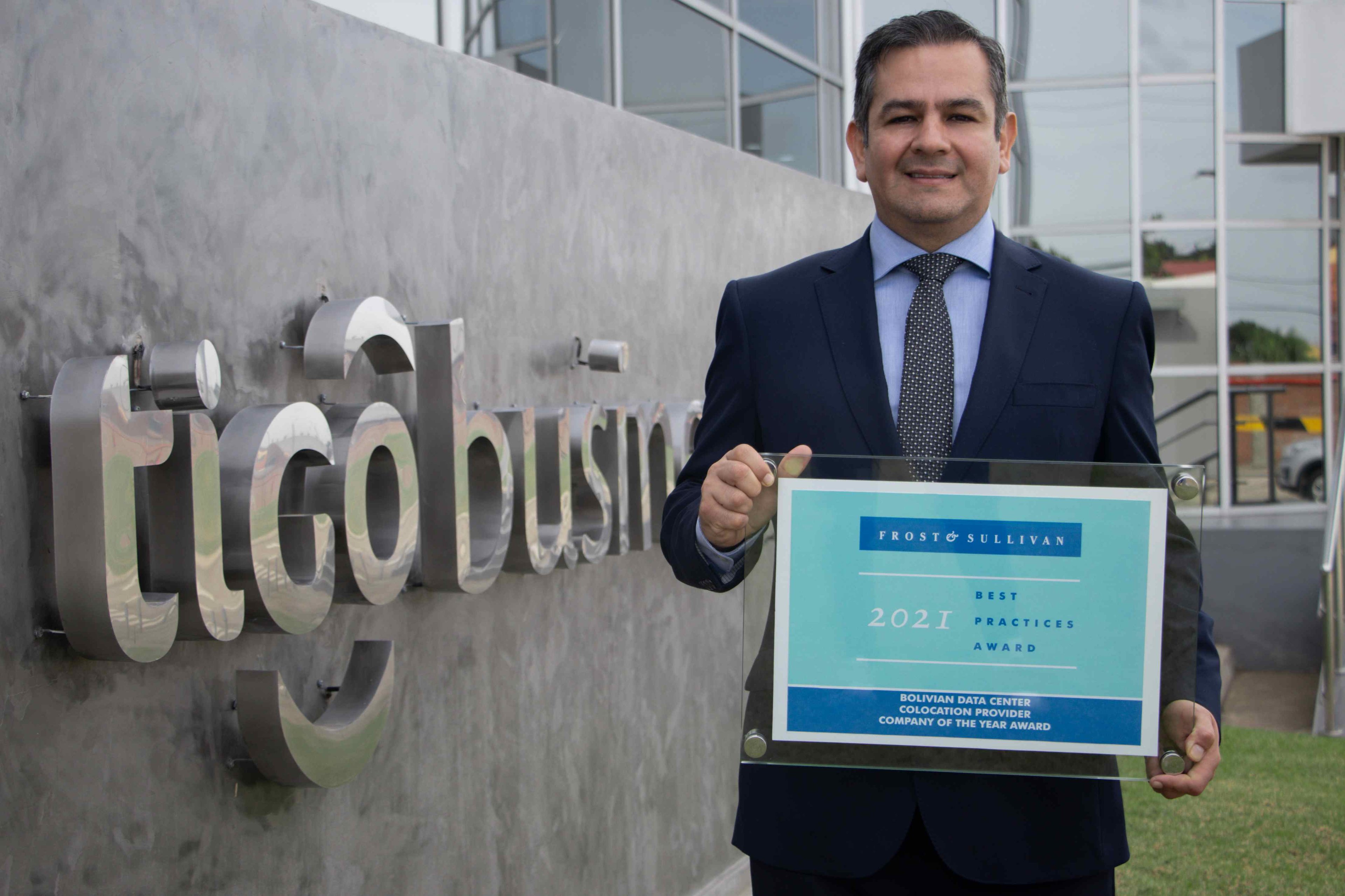 Frost and Sullivan premia a Tigo por infraestructura de última generación en su Data Center Tigo Business y su liderazgo en innovación y estrategia