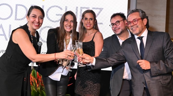 Rodríguez  &amp; Baudoin celebra su 21 aniversario