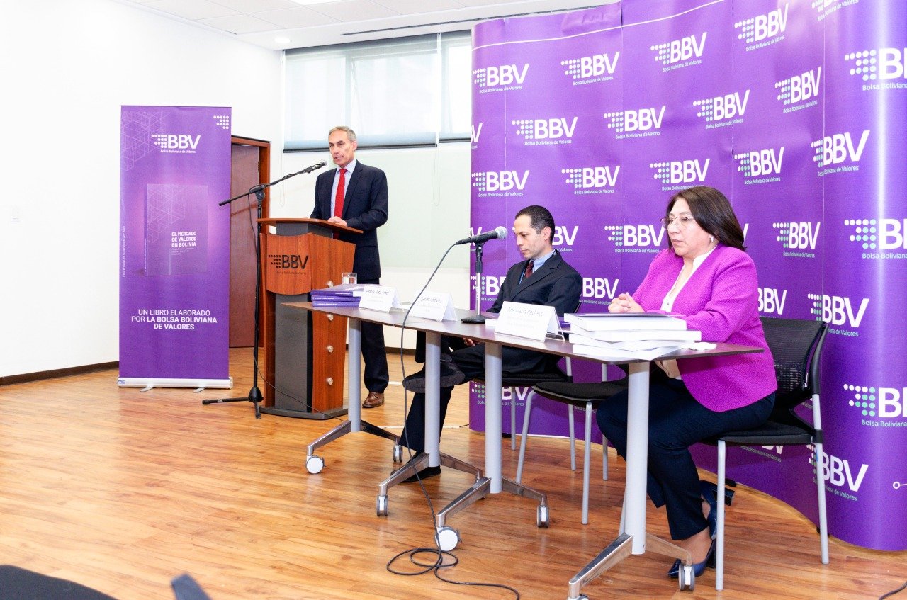 LANZAMIENTO LIBRO BBV