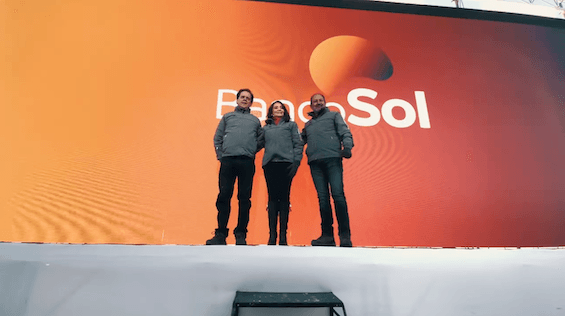 BancoSol con renovada identidad