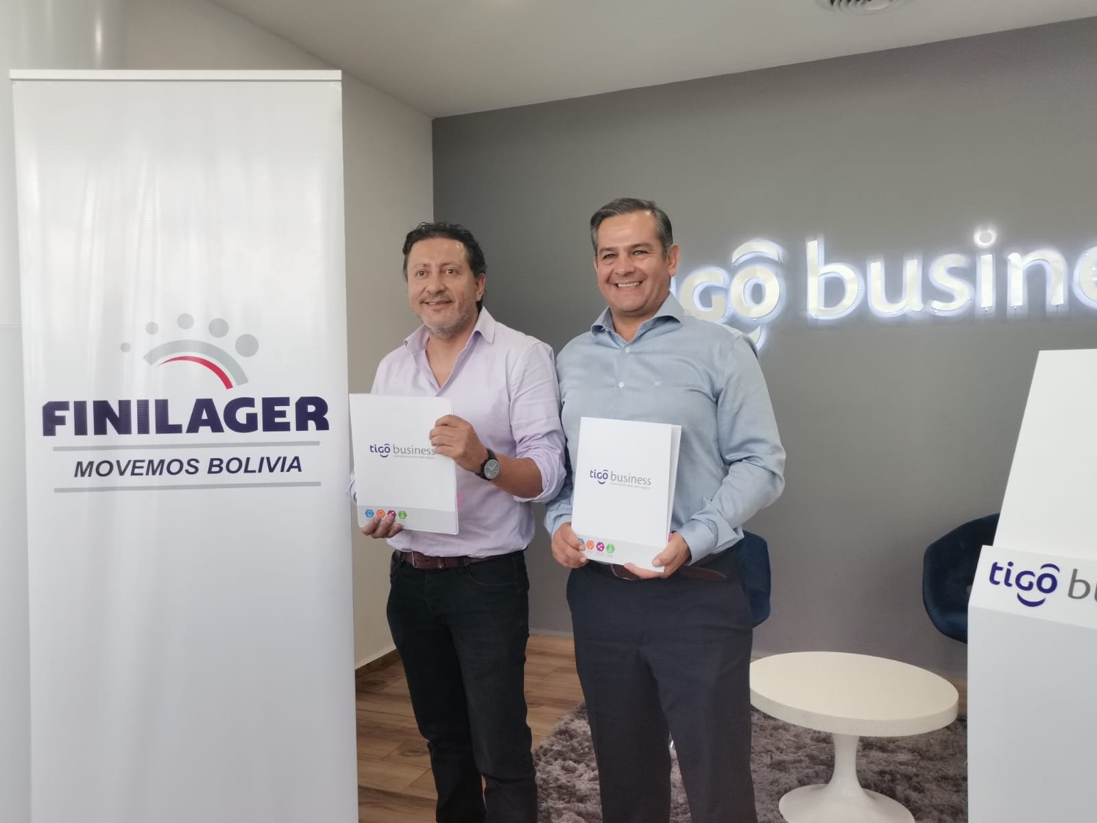 Finilager firma alianza estratégica para migrar su sistema de Gestión de Relación con Clientes a la nube de Tigo Business