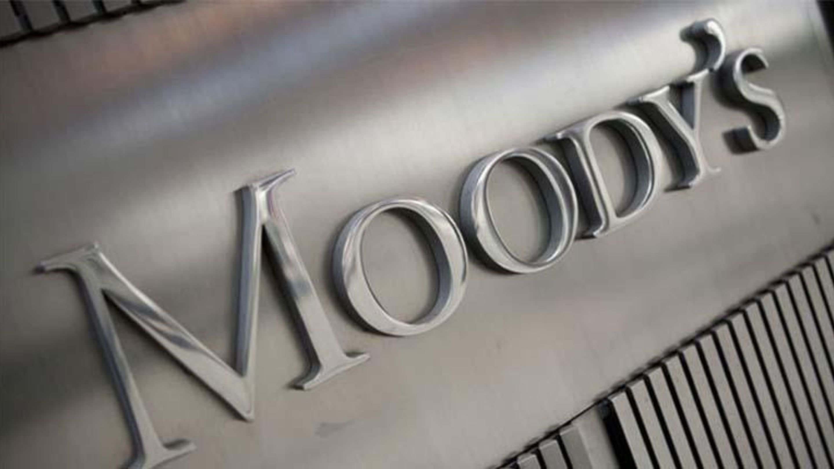 Calificaciones de riesgo de Moody’s. Cero y van tres