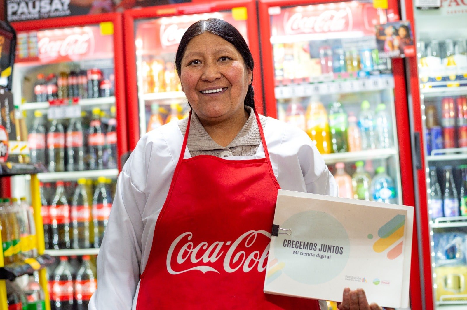 “Crecemos juntos”, el programa de la Fundación Coca-Cola de Bolivia para impulsar la transformación digital de las PYMEs