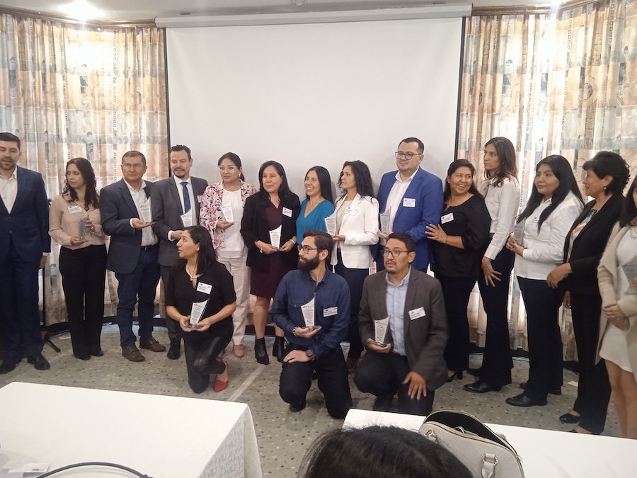 Ceremonia de Reconocimientos: Programa de Negocios Competitivos GRI 2023 y Best  Practice