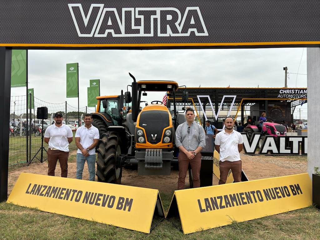 Valtra, junto a Christian Automotors, fue la marca  de tractores protagonista en Feria Vidas 2023