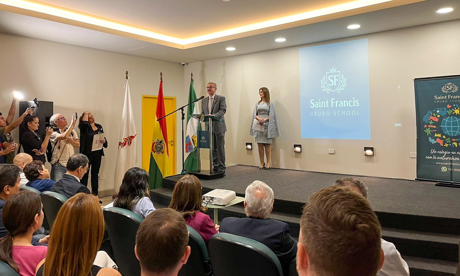 Saint Francis School: Innovación y excelencia para el desarrollo del País