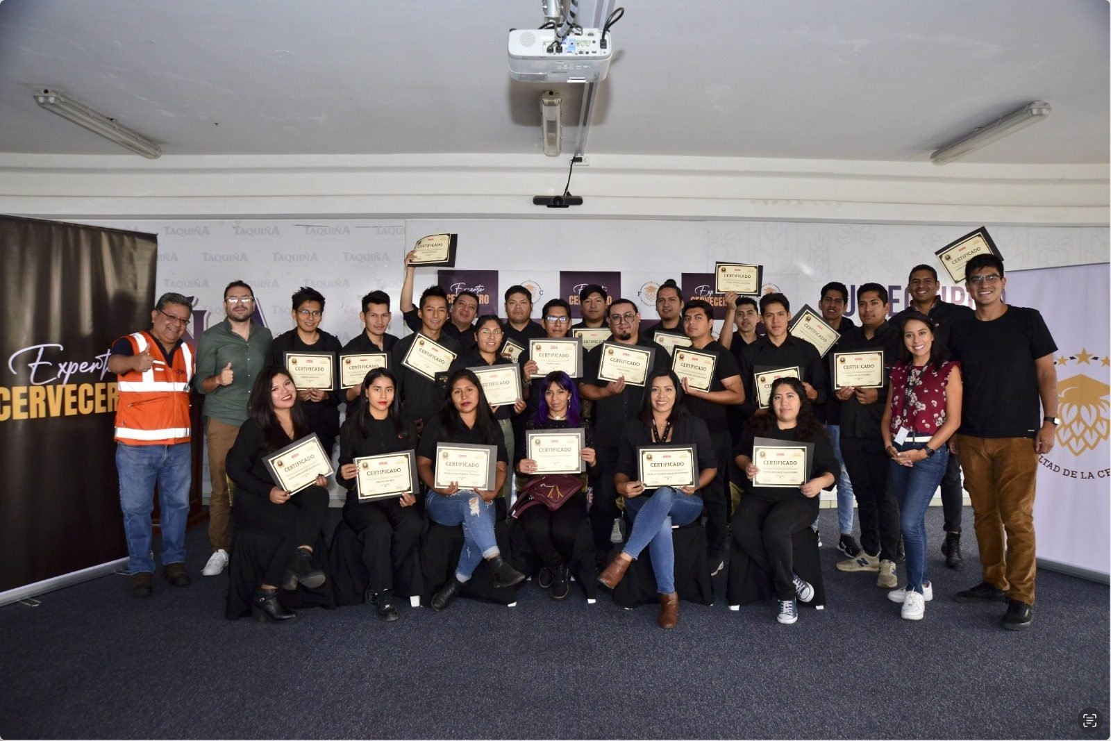 La Facultad de la Cerveza ha graduado a 91 Expertos   Cerveceros luego de que cursaran 10 módulos virtuales