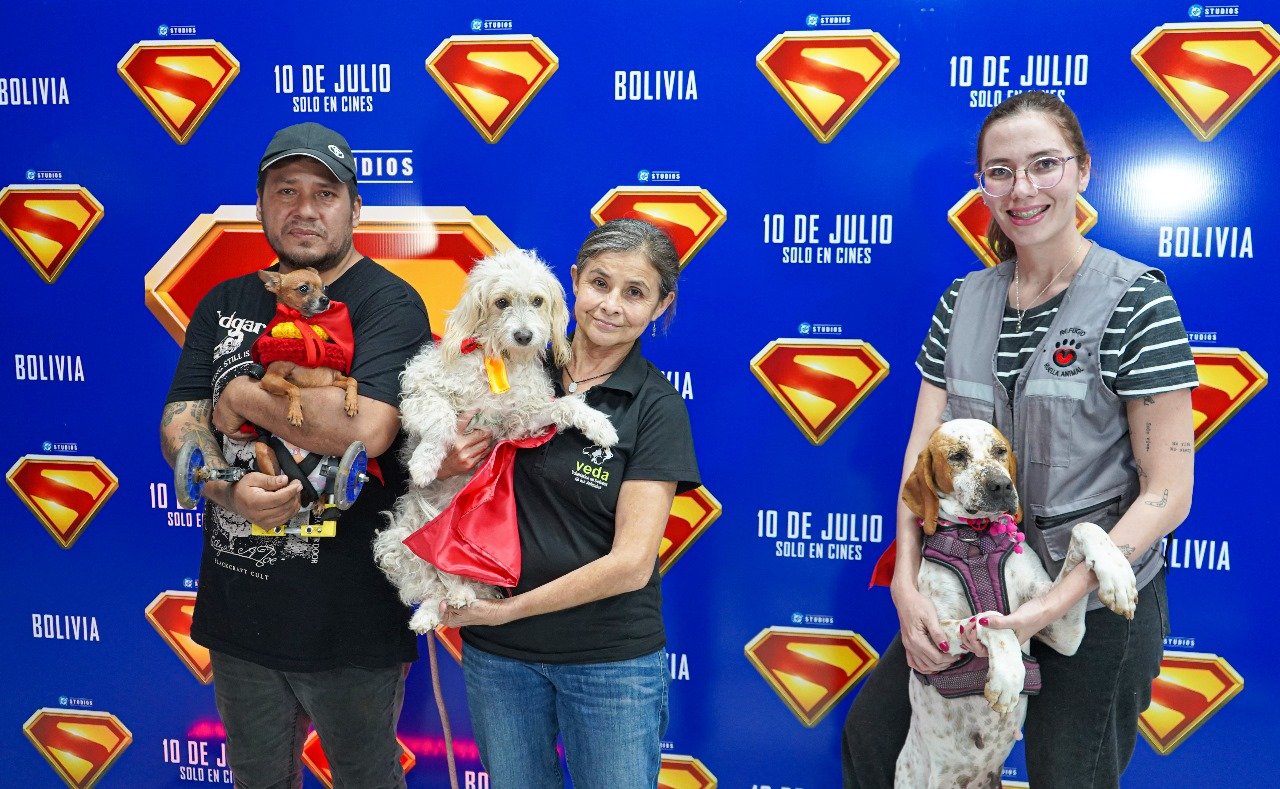 SUPERMAN VUELA AL CINE Y DESPIERTA LA ESPERANZA EN NUESTROS CORAZONES