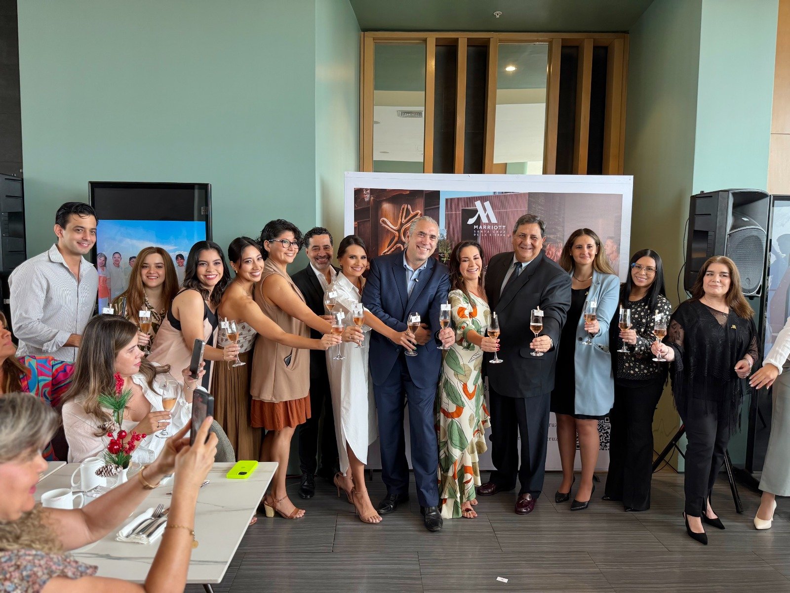 Ximena Ximenez Corp. y al Hotel Marriott Santa Cruz de la Sierra realizaron un brunch memorable para la prensa