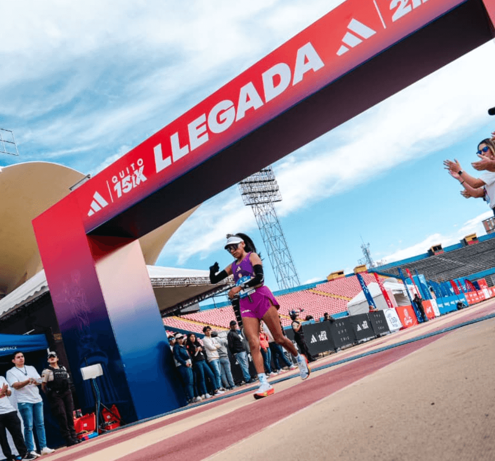 Jhoselyn Camargo representó a Bolivia en la Media Maratón de Quito