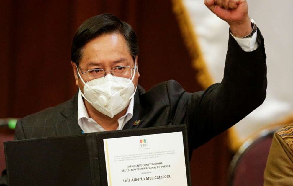 ESTABILIDAD POLÍTICA Y DUDAS ECONÓMICAS