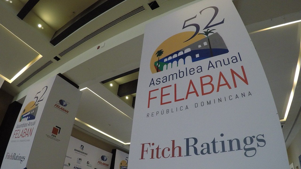 Bancos deben tratar la deuda con prudencia