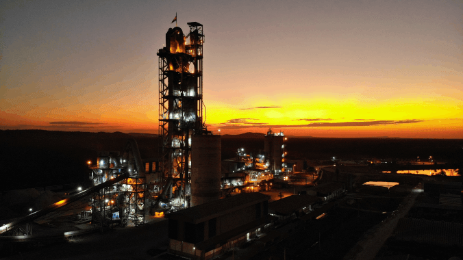 Promueven a Alexander Capela como director de participaciones de Votorantim Cimentos para Latinoamérica