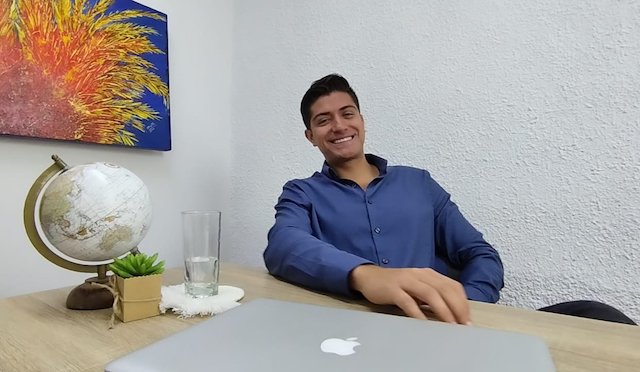 Sebastián Galindo, con una corta edad y la visión de tener por lo menos un emprendimiento en marcha