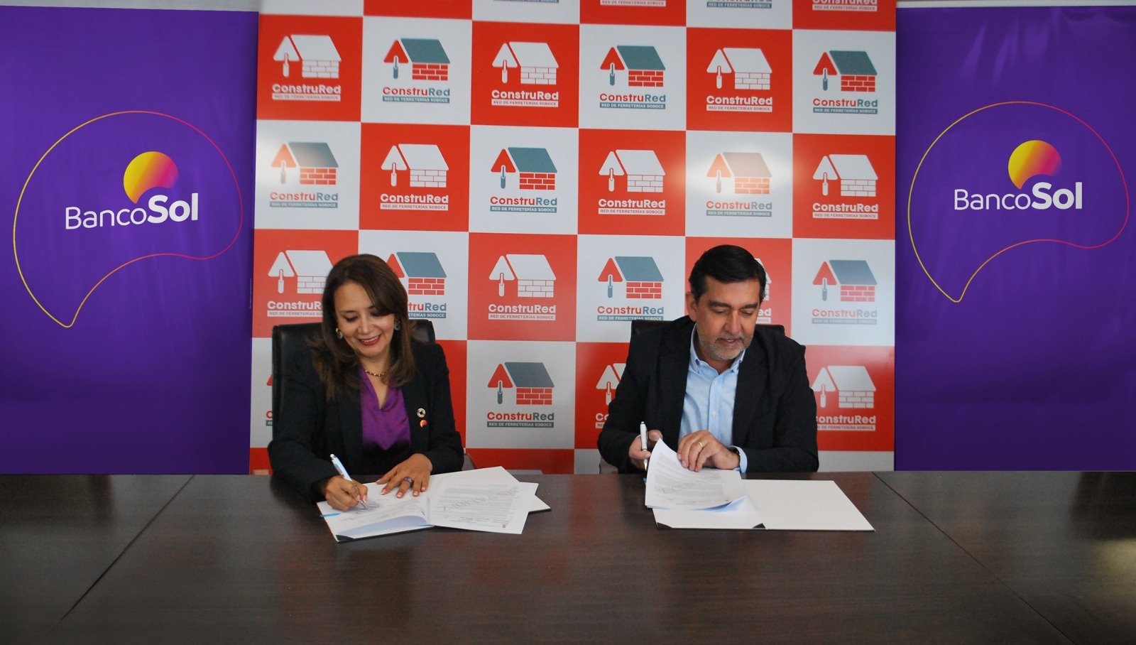 SOBOCE y BancoSol sellan alianza para potenciar los negocios ferreteros con soluciones financieras y capacitación