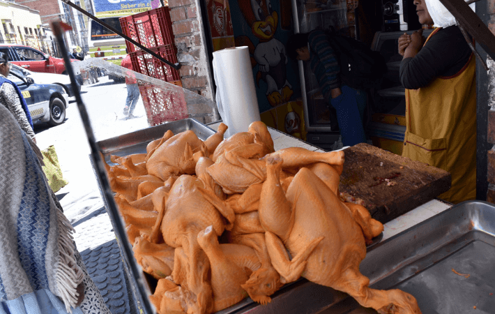 Vendedores de carne  de pollo denuncian incremento del 15 porciento